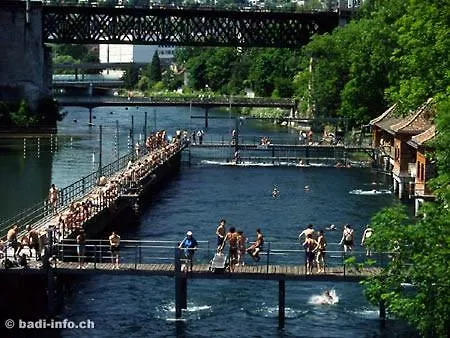 3 Mit Dachterrasse דירה *
