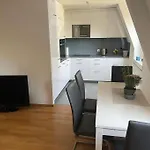 3 Mit Dachterrasse *