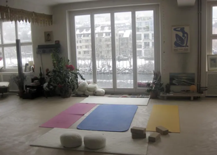 3 Mit Dachterrasse * Zürich